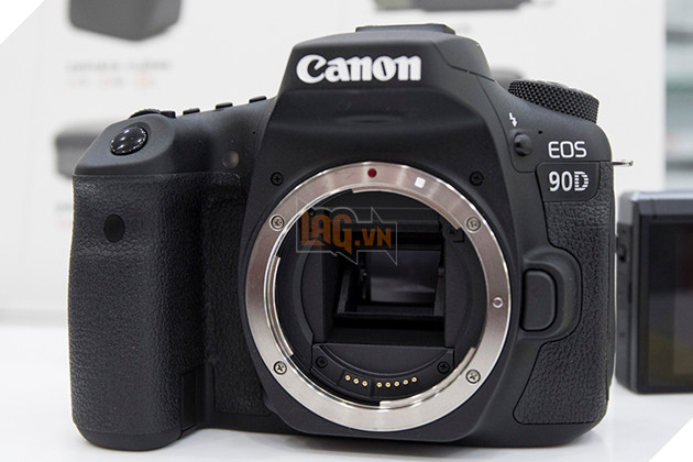 Trên tay nhanh Canon EOS 90D - truyền nhân EOS 80D 5