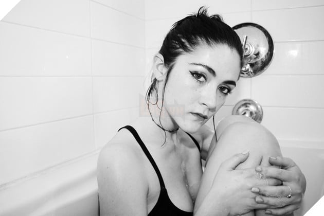 Ngắm nhìn vẻ đẹp siêu thực của những mỹ nhân kinh dị nổi tiếng nhất thế giới 11