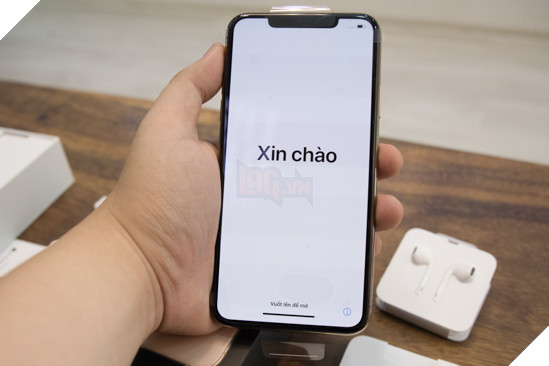 Cận cảnh iPhone 11 Pro Max đầu tiên tại Việt Nam với mức giá không tưởng 22