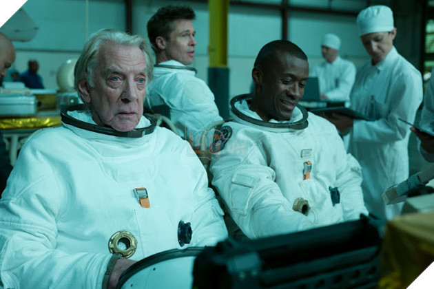 Review Ad Astra - Hành trình khám phá không gian hay chính bản thân mình? 7