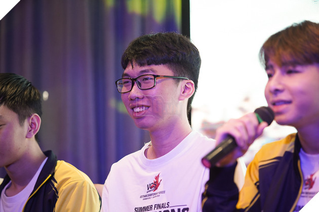 Tinikun: Nếu không thuyết phục được Zeros chơi theo chiến thuật, đó là lỗi của tôi  4