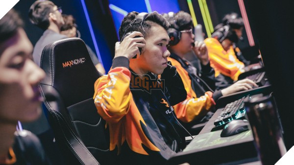 LMHT: Vá»«a máº¥t Äi biá»u tÆ°á»£ng Optimus, Team Flash láº¡i cÃ³ nguy cÆ¡ chia tay cáº£ siÃªu sao sá» 1 Slayder? - áº¢nh 4.