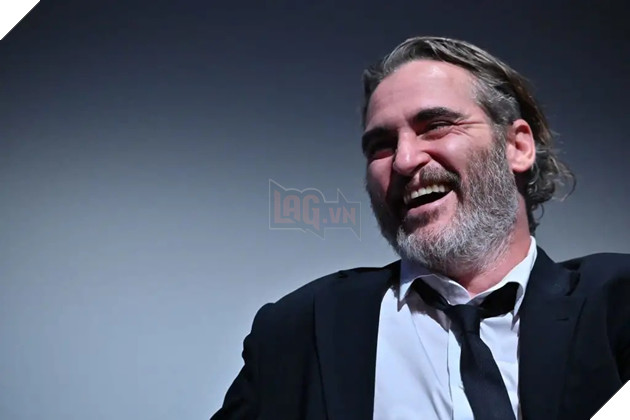 Joker: Joaquin Phoenix bất ngờ xuất hiện tại buổi chiếu phim với phát biểu gây sốt 2