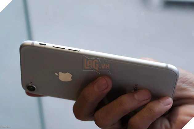 Apple sẽ ra trình làng iPhone SE 2 vào đầu năm sau 2