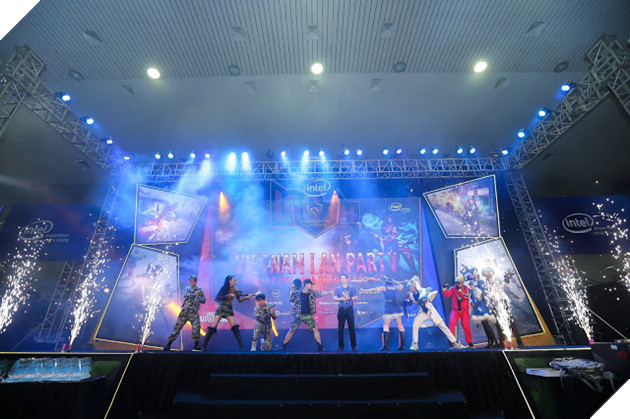 Toàn cảnh Đấu trường Máy tính Mùa 6 2019 - Unleash Your Power 13