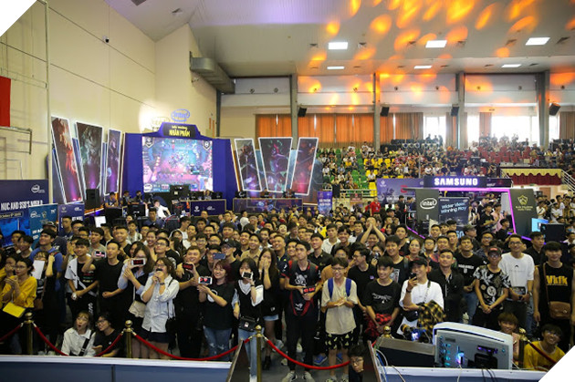 Toàn cảnh Đấu trường Máy tính Mùa 6 2019 - Unleash Your Power 14