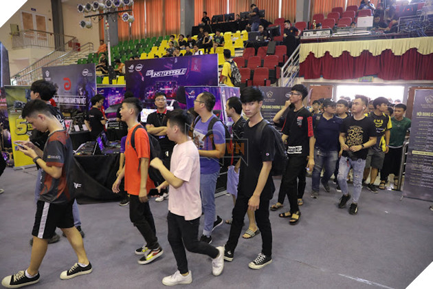 Toàn cảnh Đấu trường Máy tính Mùa 6 2019 - Unleash Your Power 7