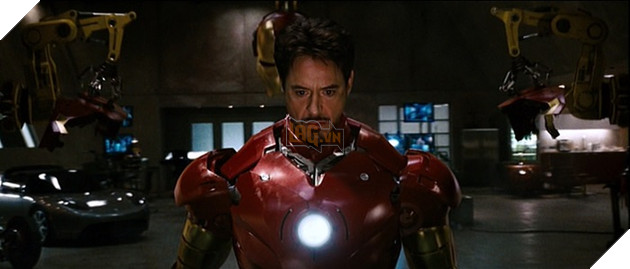 Có phải Iron Man 2008 đã tạo nền tảng cho cú búng tay của Tony trong Endgame?