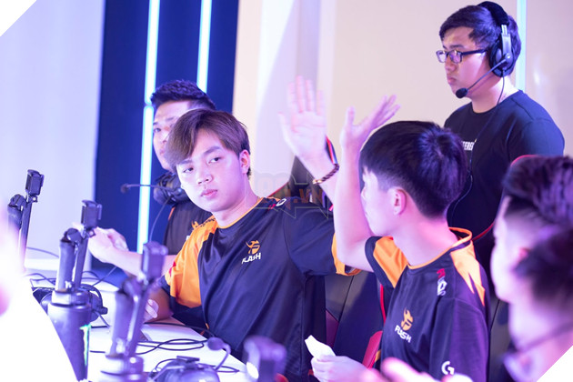 Đối đầu ITD, HLV Harvin: Team Flash đã chuẩn bị rất nhiều, nhưng là cho trận chung kết, chứ không phải cho trận bán kết này  5