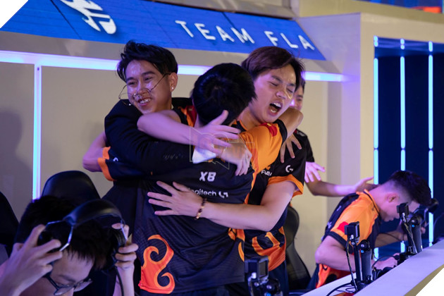 Team Flash - Nhà đương kim vô địch Thế giới thể hiện đẳng cấp tại Đấu trường Danh Vọng 7