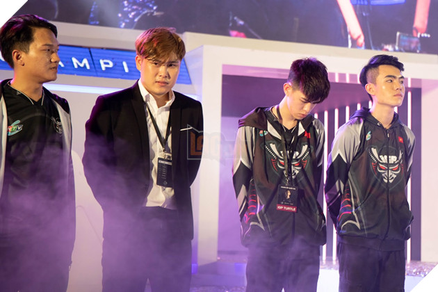 Team Flash - Nhà đương kim vô địch Thế giới thể hiện đẳng cấp tại Đấu trường Danh Vọng 10