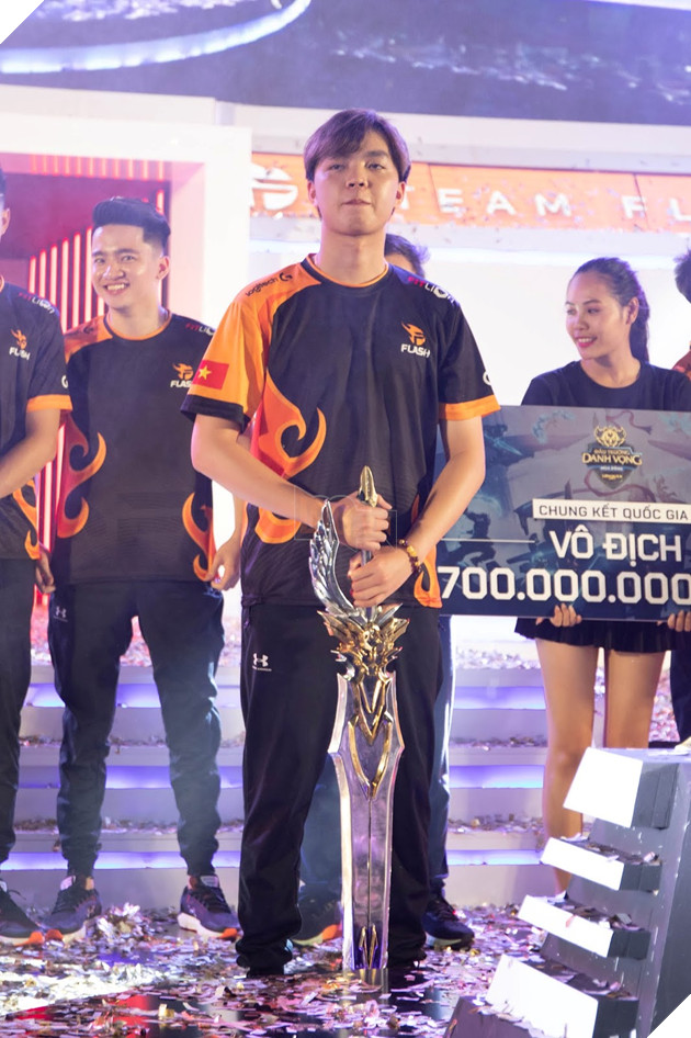 Team Flash - Nhà đương kim vô địch Thế giới thể hiện đẳng cấp tại Đấu trường Danh Vọng 6