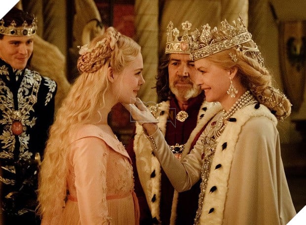 Review Maleficent 2: Bộ phim điện ảnh hoành tráng đạt đến vẻ đẹp siêu thực 2