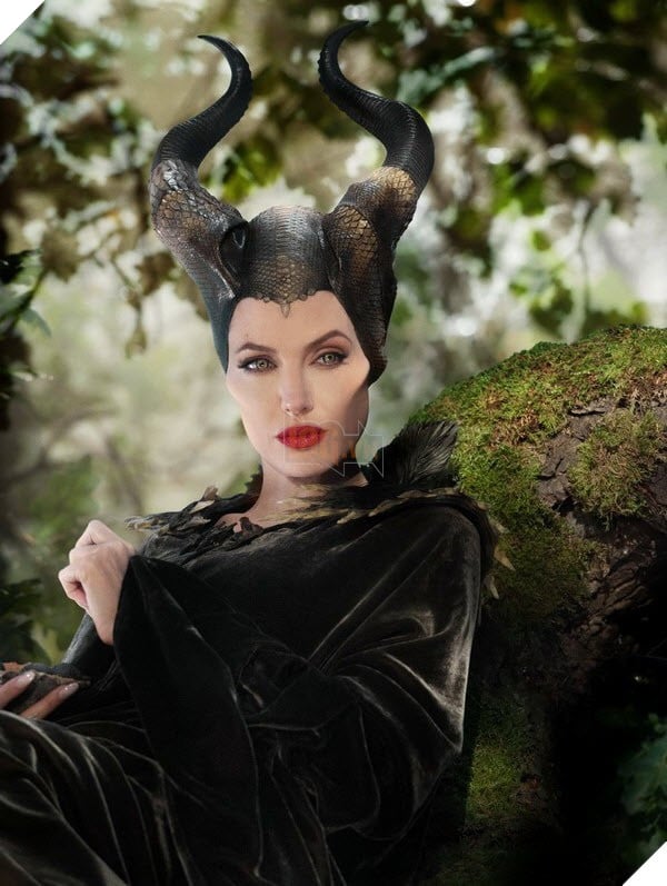 Khám phá những bí mật thú vị về Tiên Hắc Ám của Angelina Jolie  4