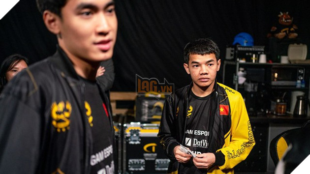 LMHT: BLV Hoàng Luân đăng status đầy ẩn ý, cho rằng VCS vẫn còn kém lắm 6