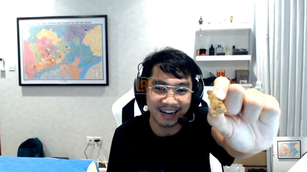 PewPew chia sẻ kỉ niệm 5 năm từ Úc về Việt Nam, phải bán dàn PC để mua vé máy bay 3