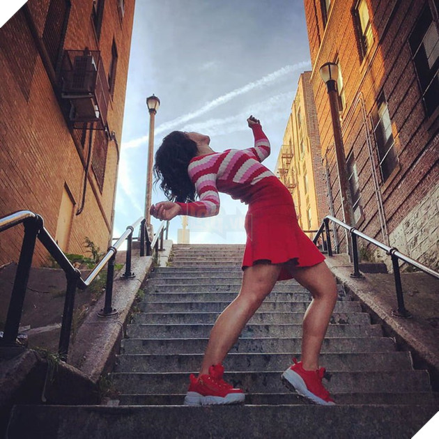 Người dân phàn nàn khi có quá nhiều người đến cầu thang nơi Joker nhảy múa để sống ảo 4