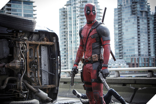 Thanh niên Deadpool lầy lội xém nữa lấn sân sang Vùng đất Thây Ma
