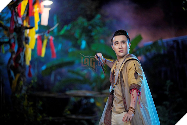 Ra rạp thời phim Việt chông chênh, showbiz trông chờ điều gì ở Pháp sư mù của Huỳnh Lập?