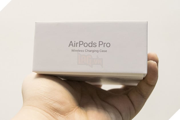 Trên tay nhanh tai nghe AirPods Pro có mặt đầu tiên tại Việt Nam có mức giá hơn 7 triệu đồng 2