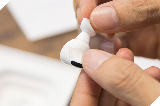 HOT Lộ diện chủ nhân của chiếc AirPods Pro đầu tiên vừa cập bến Việt Nam 7