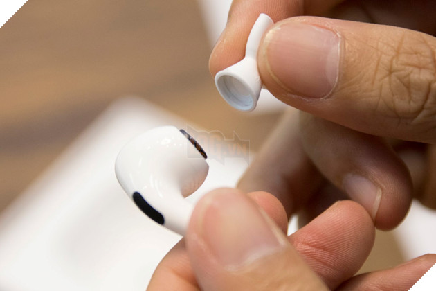  HOT Lộ diện chủ nhân của chiếc AirPods Pro đầu tiên vừa cập bến Việt Nam 8
