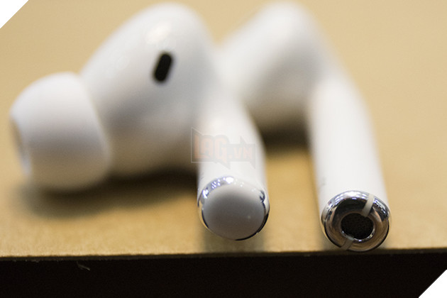 Trên tay nhanh tai nghe AirPods Pro có mặt đầu tiên tại Việt Nam có mức giá hơn 7 triệu đồng 21