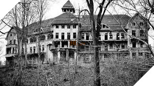 Căn biệt thự ma ám đáng sợ nhất thế giới sẽ có phim riêng do chính biên kịch The Conjuring chắp bút 3