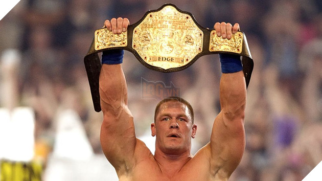 Sự nghiệp lừng lẫy của John Cena trước khi thành lính cứu hỏa trong Playing with Fire 2