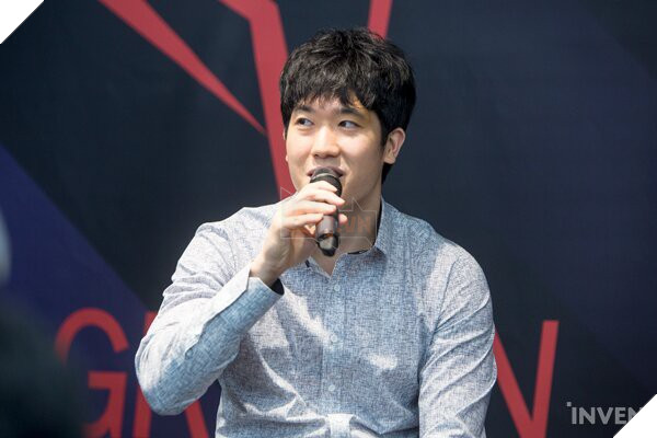 LMHT: DragonX đặt mục tiêu tham dự CKTG 3 lần liên tiếp với sự tham gia của tân HLV cvMax - Ảnh 4.