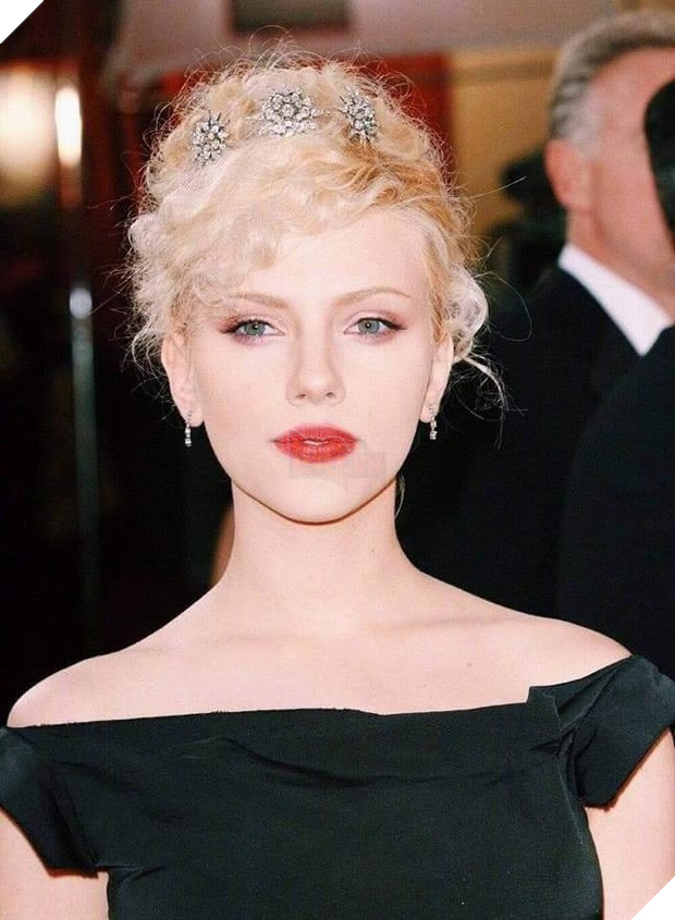 Ngắm nhìn loạt ảnh hút hồn thời thiếu nữ của Góa phụ đen Scarlett Johansson