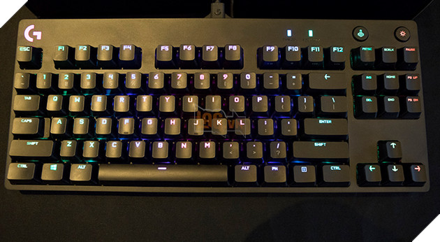 Bàn phím cơ Logitech G PRO X với khả năng thay Switch một cách dễ dàng 7