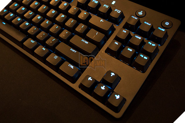 Bàn phím cơ Logitech G PRO X với khả năng thay Switch một cách dễ dàng 3