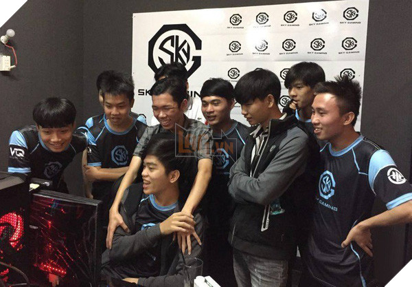 LMHT - Ông chủ SGD cũ tố cáo Stark cố tình phá game tại VCS, BLĐ Team Flash gian dối, quỵt tiền hàng trăm triệu - Ảnh 1.