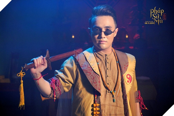 Mặc bão dư luận, Pháp sư mù vẫn thắng đậm sau ba ngày công chiếu 2