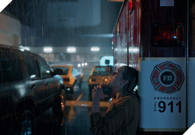 Thương hiệu kinh dị huyền thoại The Invisible Man tung trailer mới đầy ám ảnh 2