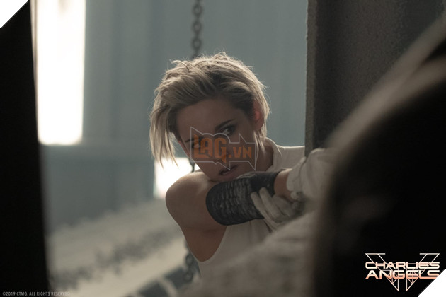 Ngắm nhìn bộ ba Thiên thần Charlie với thân hình gợi cảm và kỹ nghệ điêu luyện  4