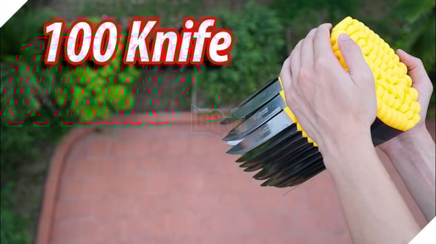 NTN đăng video thả 100 con dao xuống đất, cộng đồng mạng chê clip càng ngày càng nhảm nhí 2