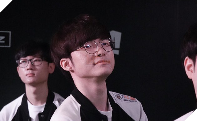 Faker tiếp tục gia hạn hợp đồng với SKT T1 đến năm 2021, gắn bó với 1 đội tuyển duy nhất đến khi giải nghệ - Ảnh 1.