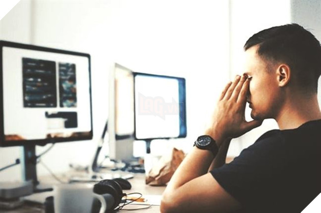 Công nghệ Flicker-Free trên màn hình máy tính có tính năng gì?