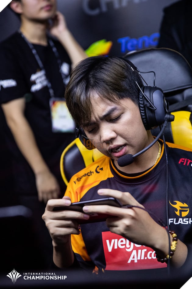 Team Flash vô địch AIC 2019 - Từ bóng đá đến Esports, Việt Nam đã không còn sợ người Thái 9