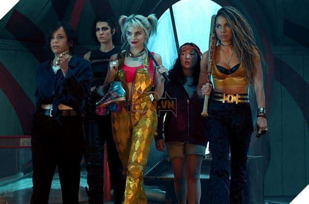 Hình ảnh hé lộ tạo hình đầu tiên của Joker và Harley Quinn trước khi chia tay trong Suicide Squad 4