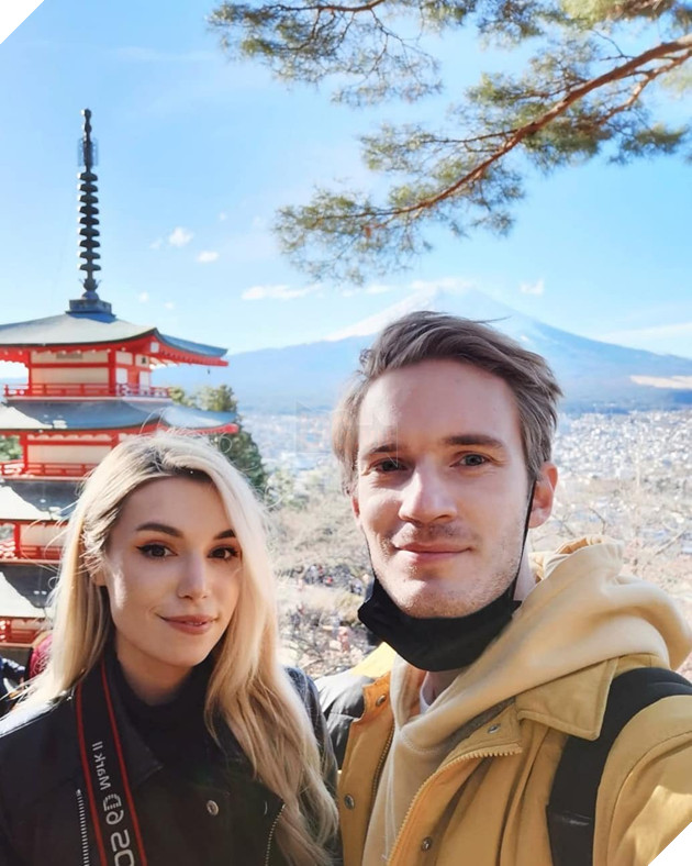 Picture:PewDiePie Inside PewDiePie and Marzia Kjellberg's Japanese getaway