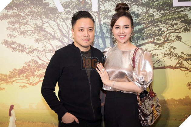 Nữ chính Mắt Biếc đẹp đốn tim bên bạn diễn tại họp báo công bố dự án 6