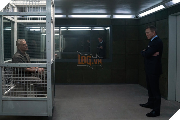 Daniel Craig tái xuất ngoạn mục trong trailer đầu tiên của bom tấn 007