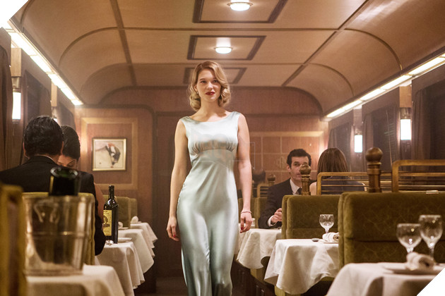 Nữ diễn viên có nhan sắc đốn tim khán giả vào vai Bond Girl trong 007 là ai? 2