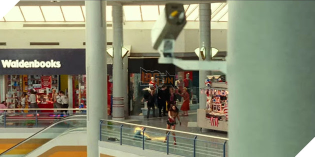 Wonder Woman 1984 - Những chi tiết đáng chú ý trong trailer đầu tiên của Chị Đại 7