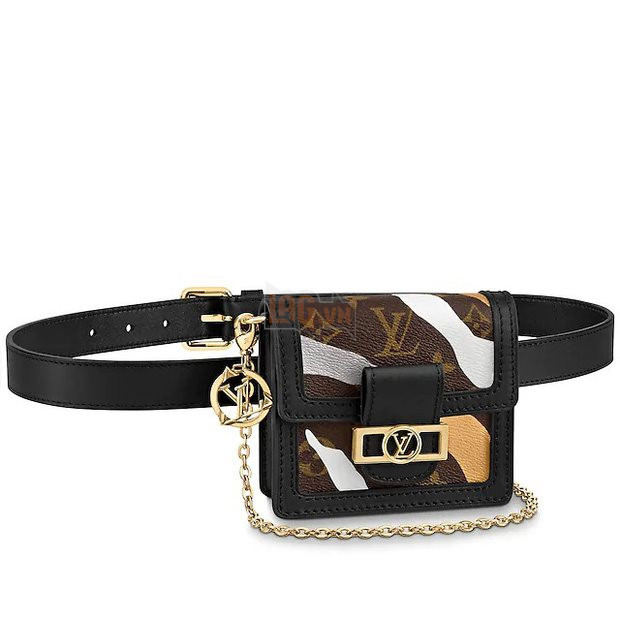 Một chiếc áo khoác biker LMHT của Louis Vuitton có giá 127 triệu VNĐ 9