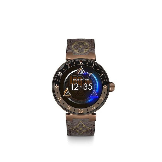 Một chiếc áo khoác biker LMHT của Louis Vuitton có giá 127 triệu VNĐ 11