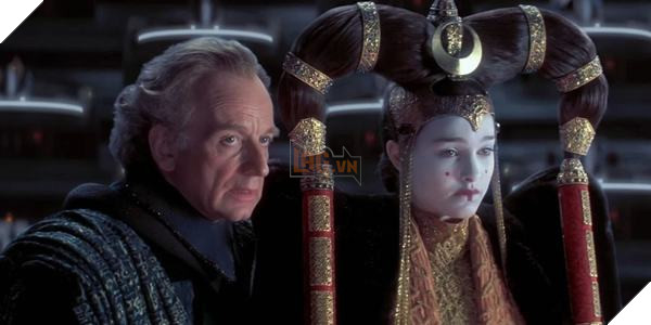Emperor Palpatine, kẻ tái xuất trong Star Wars: The Rise of Skywalker, là ai? 3